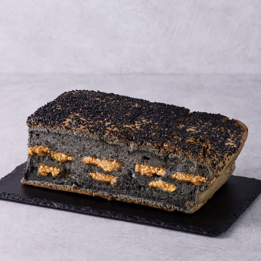 【期間限定】⿊胡⿇砂利カステラ